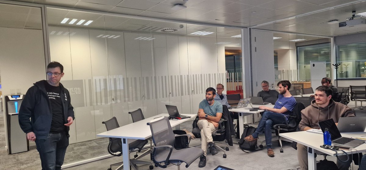 bcnswcraft's tweet image. Hoy estamos en las oficinas de @AdobeES con Ángel Rojo, @Gabo_bdcp y @anyulled probando la kata «Trip service» de @sandromancuso y explicando la técnica de la "costura" de Michael Feathers para legacy code 💪🏽
#refactoring #cleanCoding #tdd