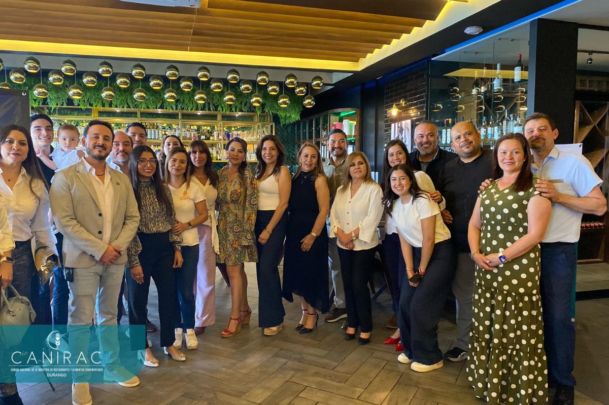 CaniracDgo's tweet image. Miranda Select Carnes Finas trae a Durango Huevo Rancho Los Pirineos , con un auténtico sabor. 
Y descubre los benéficos del huevo de libre pastoreo, al ser más nutritivo y descubre mejor calidad. 
#Dgo #Huevo #Natural #Saludable