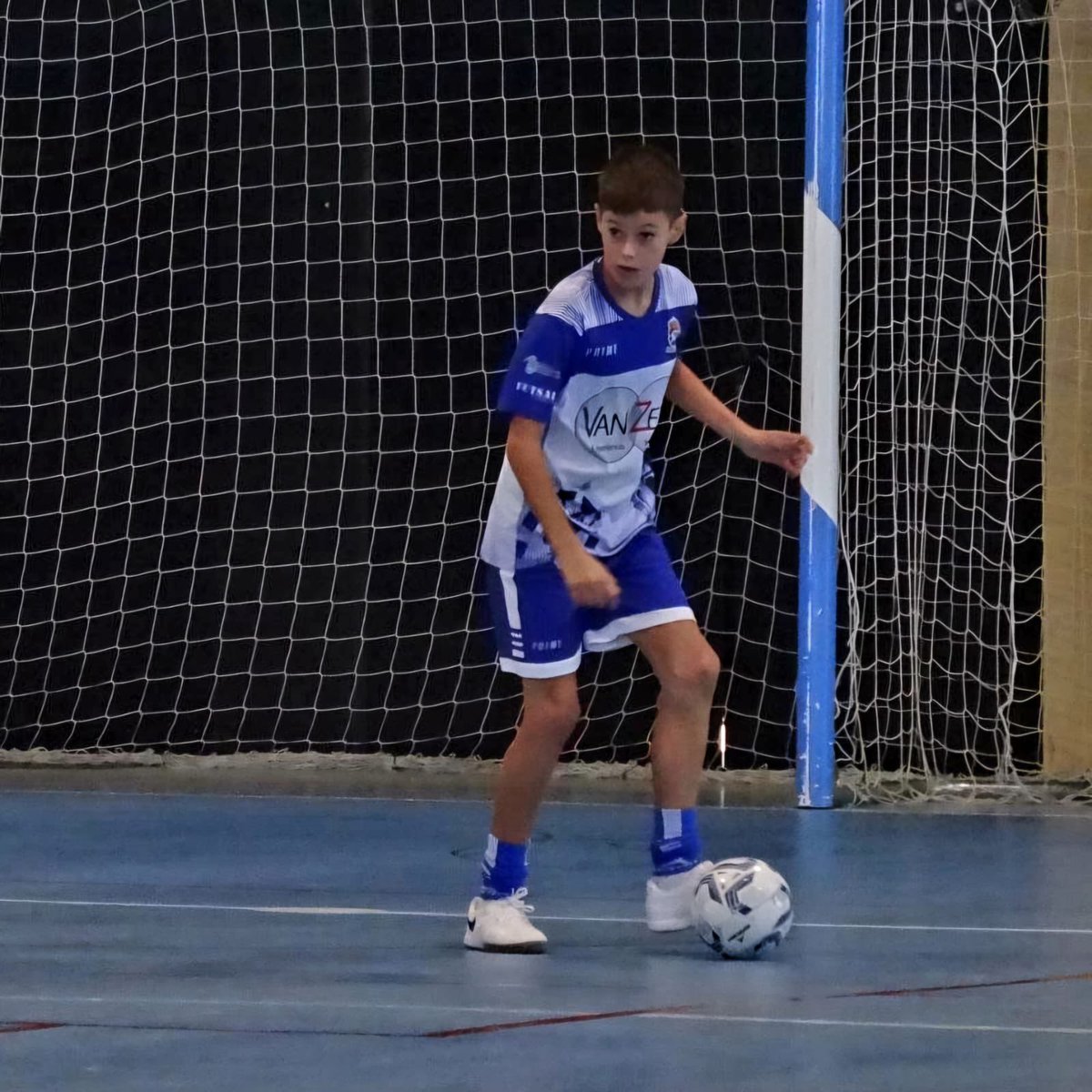📋 𝗗𝗮𝗻𝗶 𝗖𝗮𝗿𝗼𝗱 convocado por <a href="/futbolaragon/">Real Federación Aragonesa Fútbol</a> 𝘀𝘂𝗯-𝟭𝟮 para la disputa del 𝗖𝗔𝗠𝗣𝗘𝗢𝗡𝗔𝗧𝗢 𝗡𝗔𝗖𝗜𝗢𝗡𝗔𝗟 𝗗𝗘 𝗦𝗘𝗟𝗘𝗖𝗖𝗜𝗢𝗡𝗘𝗦 𝗔𝗨𝗧𝗢𝗡𝗢́𝗠𝗜𝗖𝗔𝗦 que tendrá lugar en Blanes  (Girona) del 2 al 6 de Abril. 

💪🏽 ¡Mucha suerte Dani!