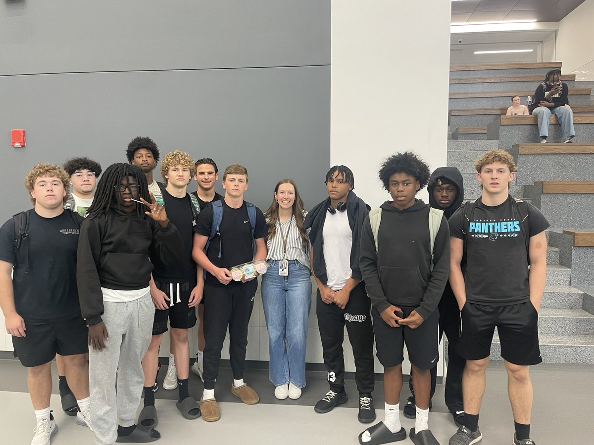 George Albert Smith (@georgesmith_20) on Twitter photo Legion of Creek went around passing out cookies to teachers today to show our appreciation.
<a href="/PCHSfriscoFB/">Panther Creek Football Recruiting</a>
<a href="/clintsurratt/">Clint Surratt</a> <a href="/4_Strong/">Ryan Wilson</a>
#CREEKWEEK
#LEGIONOFCREEK Legion of Creek went around passing out cookies to teachers today to show our appreciation.
<a href="/PCHSfriscoFB/">Panther Creek Football Recruiting</a>
<a href="/clintsurratt/">Clint Surratt</a> <a href="/4_Strong/">Ryan Wilson</a>
#CREEKWEEK
#LEGIONOFCREEK