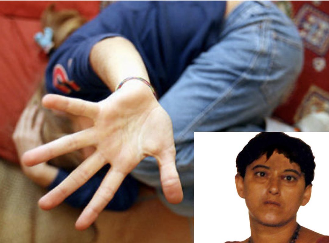 paoloborrometi's tweet image. Quella di Matilde Sorrentino è una storia che purtroppo conoscono in pochi. La storia di una “madre coraggio” indimenticabile. 
Viveva a Torre Annunziata ed aveva 49 anni. Nel 1997 denunciò un giro di pedofilia nella scuola elementare di suo figlio, vittima anche lui di abusi.…