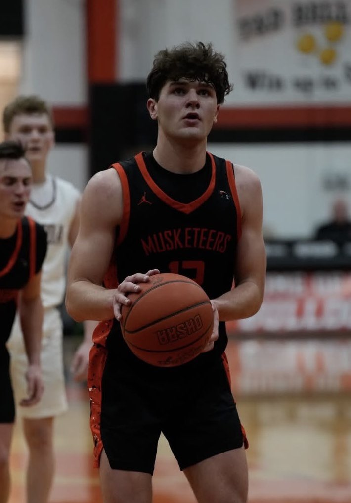 Congratulations to senior Jarron Swick on being named to 2nd Team All Ohio for the 2025 basketball season!
