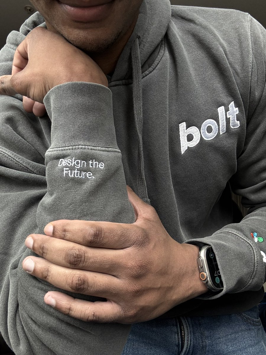 Whoa! Always knew <a href="/stackblitz/">StackBlitz</a> was a dope company, but not THAT dope.

Won this limited edition <a href="/boltdotnew/">bolt.new</a> x <a href="/figma/">Figma</a> hoodie for correctly guessing their next feature release :)

Makes me wanna be part of their team even more now.