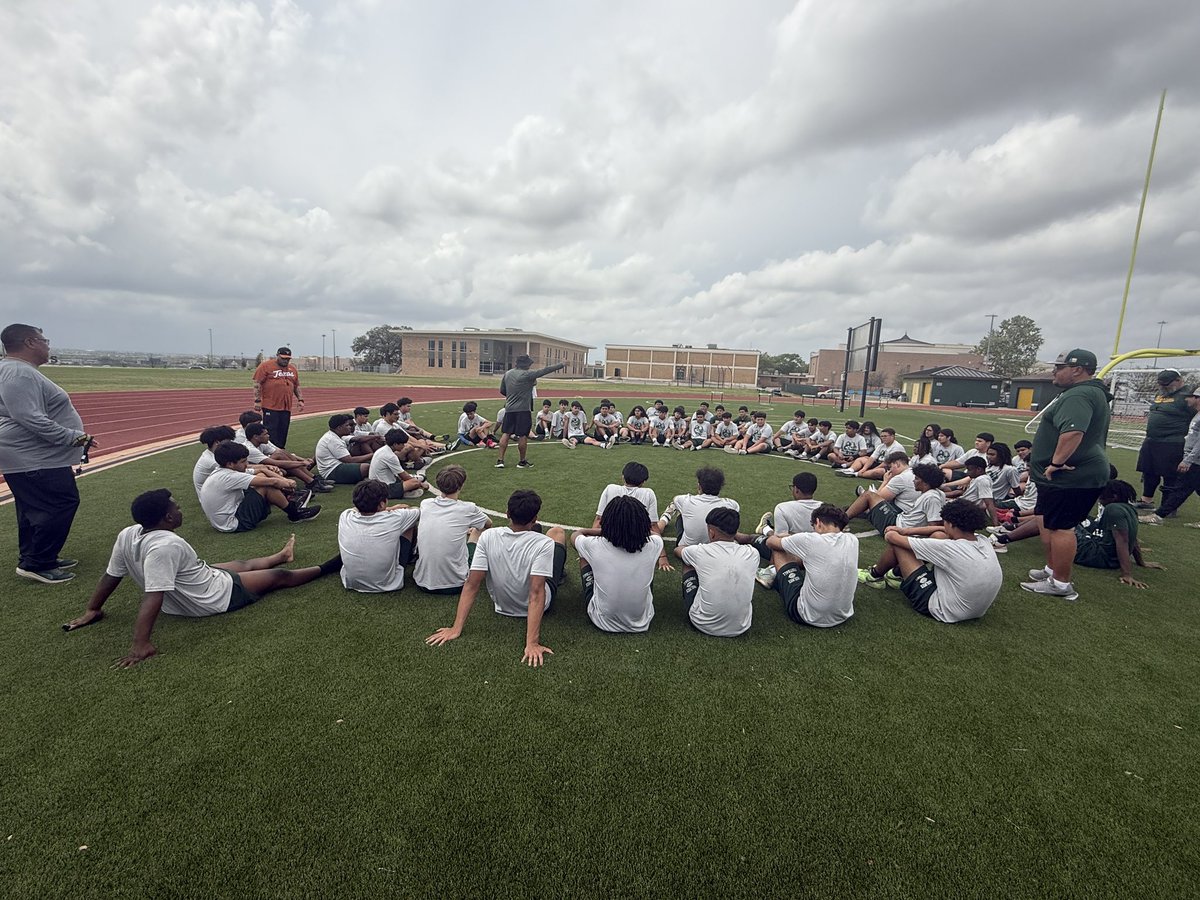 Holmes Huskies Football 🏈 (@holmeshuskyfb) on Twitter photo Nothing like Working Man Wednesday. Competition Day & 2 Words going hand in hand. “Championship Relationships” <a href="/NISDHolmes/">NISD Holmes</a> <a href="/nisd_nsite/">nisd_nsite</a> Nothing like Working Man Wednesday. Competition Day & 2 Words going hand in hand. “Championship Relationships” <a href="/NISDHolmes/">NISD Holmes</a> <a href="/nisd_nsite/">nisd_nsite</a>