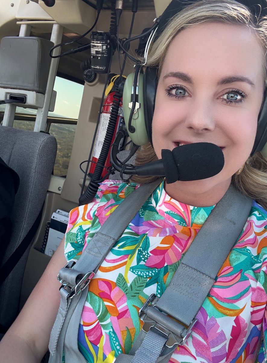 Covering the devastating fires from the sky today! I always love when I have an opportunity to take to the skies, just wish it was under different circumstances 🚁🔥