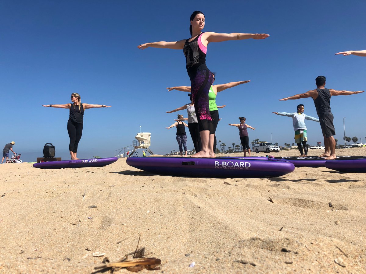 levelfitnessLA's tweet photo. Paddle boarding without water is now possible with our new &amp; unique inflatable balance board called B-BOARD®. Feel free to visit our brand new website at https://t.co/RoPhBdIyVY https://t.co/T7EsGeUe7s