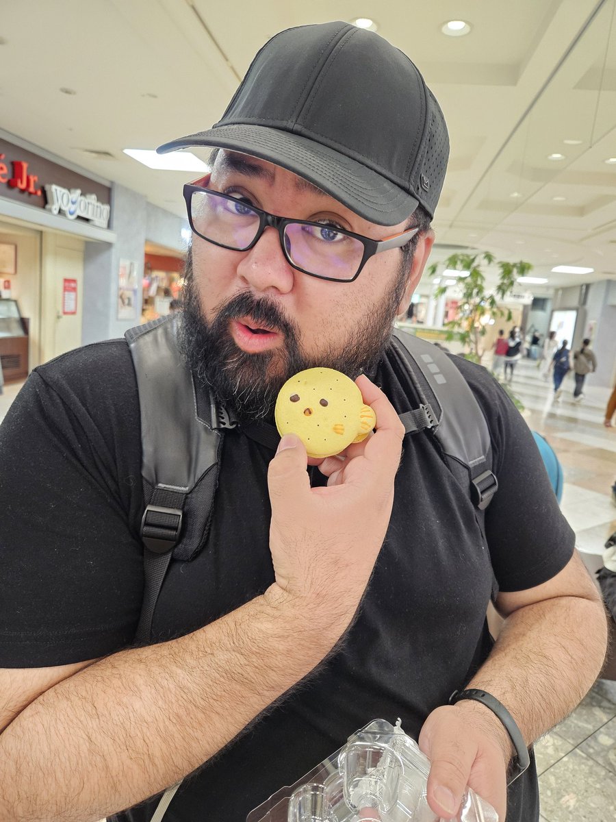 Revy_C's tweet image. Japan Day 12

Aquarium and spending the last of my yen at multiple arcades.

Dumped like 30 bucks trying to get a cool claw machine prizes but I got NOTHING