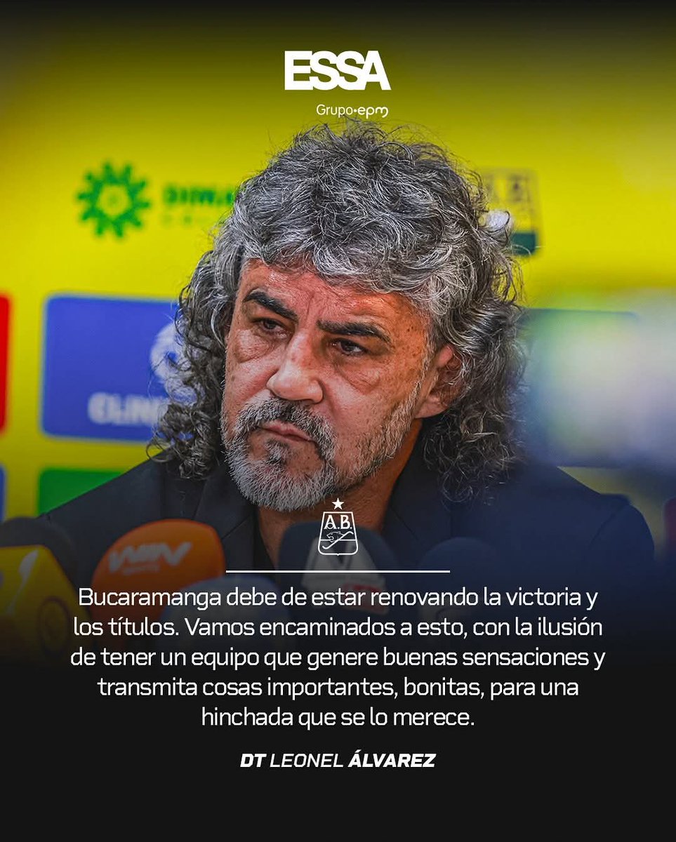CaracolBga's tweet photo. 🔰 #DeHoy | Fue presentado de manera oficial Leonel Álvarez, como director técnico de Atlético Bucaramanga. Dijo que el equipo debe renovar la victoria y los títulos, también pidió todo el apoyo y acompañamiento de la afición. https://t.co/CM40syu8IE