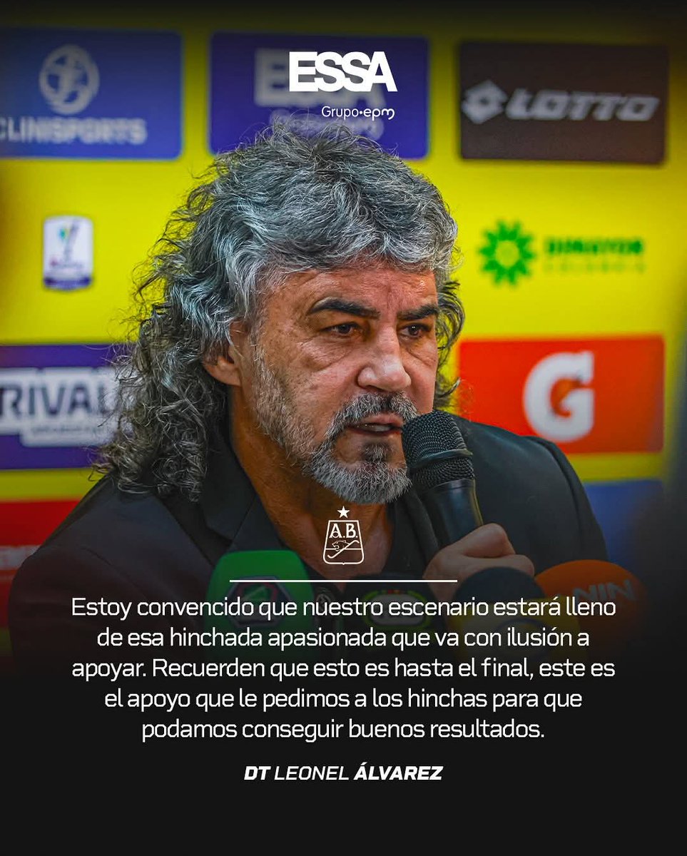 CaracolBga's tweet photo. 🔰 #DeHoy | Fue presentado de manera oficial Leonel Álvarez, como director técnico de Atlético Bucaramanga. Dijo que el equipo debe renovar la victoria y los títulos, también pidió todo el apoyo y acompañamiento de la afición. https://t.co/CM40syu8IE