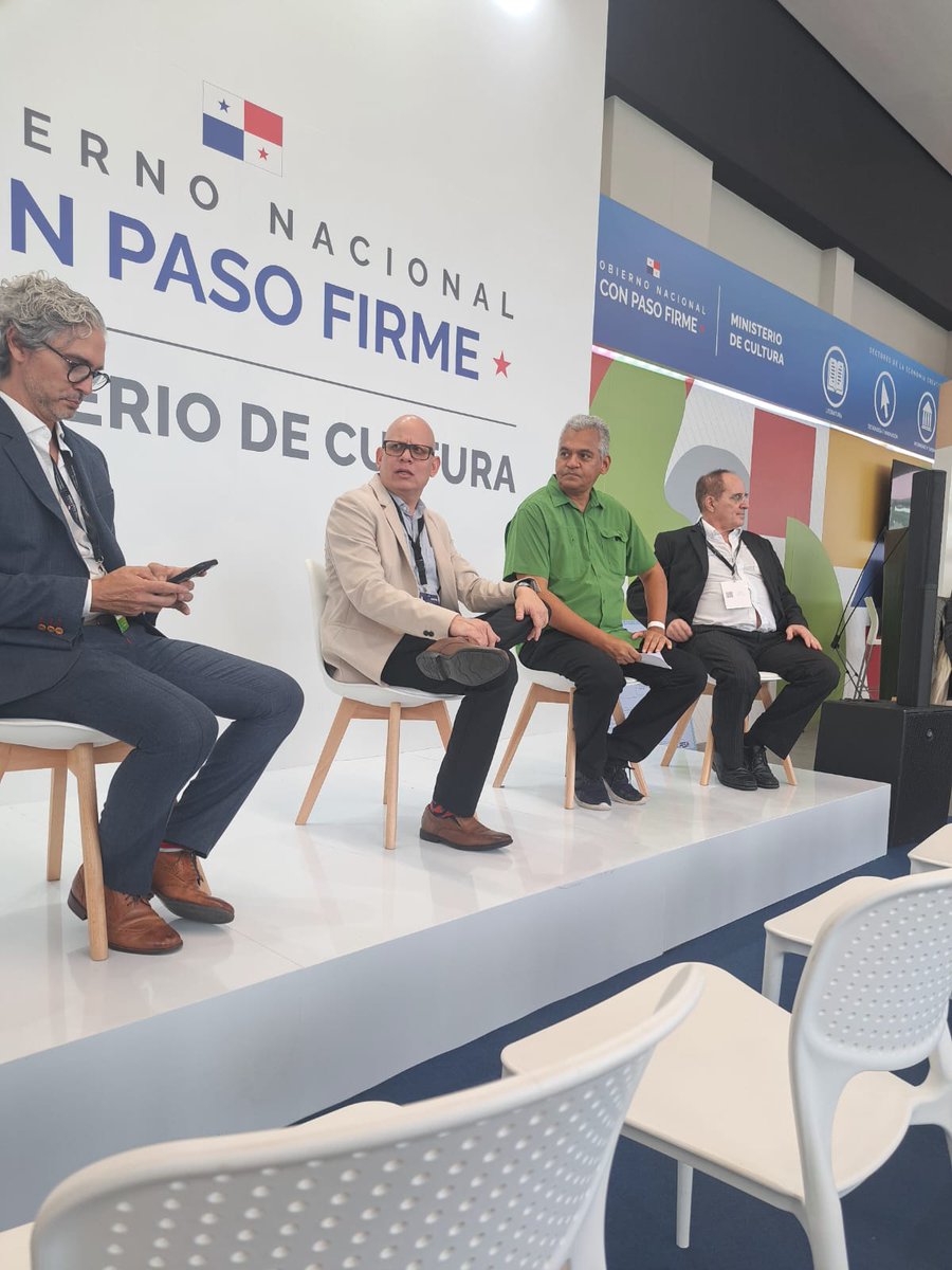 La Sociedad de Editores y Autores, @binalpanama, @sijusapty, @aplijpanama y <a href="/fugaeditorial/">fugaeditorial</a> en Expocomer 2025. Gracias al @miculturapma, a @internationalauthorsforum y a Ifrro por ser partes de nuestra red. Nuestros libros están a la venta a precios cómodos.<a href="/genarovillalaz/">Genaro Villalaz García</a>