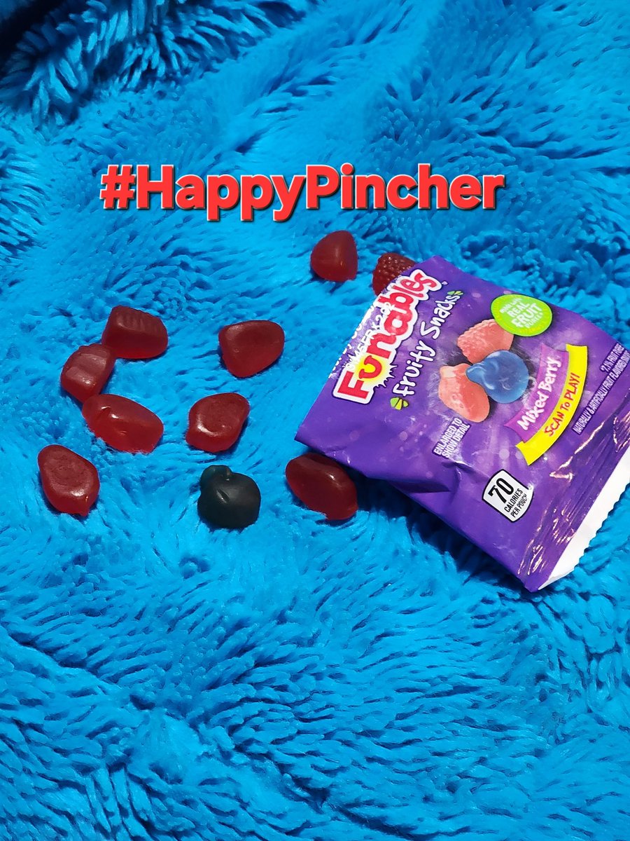 kristincp0's tweet image. I received a complimentary sample of Funables Gummy Mixed Berry Fruity Snacks from PinchMe in return for my honest opinion. These are very fruity! Some of these were soft and chewy; but others were more difficult to chew. @pinchme  @sodslamer7 #Complimentary #GotItForFree