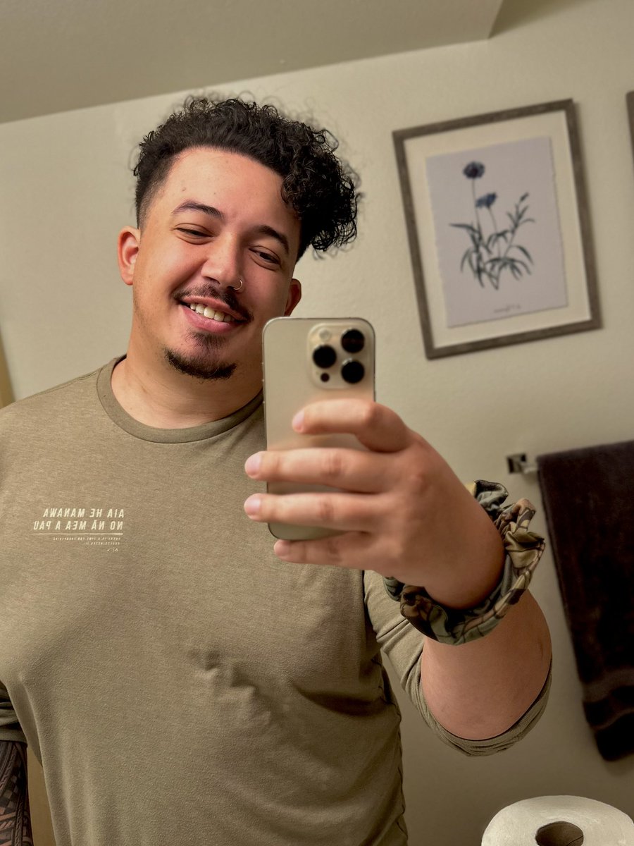 To new beginnings 🥂🤙🏽