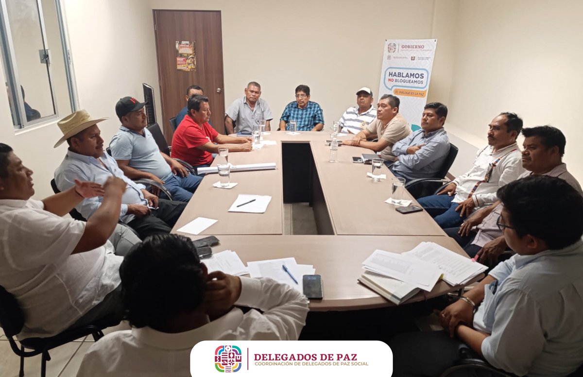Hoy, 26 de marzo, reafirmamos que escuchar y actuar con empatía es nuestra forma de transformar.
Dar voz y prioridad a nuestras comunidades es nuestra responsabilidad.

#CDPAZ #PazSocialOaxaca #GobiernoEnTerritorio #ConstruyendoPaz