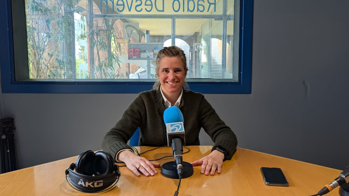 Ràdio Desvern (@radiodesvern) on Twitter photo 🗞️ #SantJust - 🎙️ Entrevista a <a href="/lflotats/">Laia Flotats</a>, portaveu d’<a href="/EndavantStJust/">Endavant Sant Just</a>, per parlar d’actualitat política santjustenca.
f.mtr.cool/xqvcyowdzl 🗞️ #SantJust - 🎙️ Entrevista a <a href="/lflotats/">Laia Flotats</a>, portaveu d’<a href="/EndavantStJust/">Endavant Sant Just</a>, per parlar d’actualitat política santjustenca.
f.mtr.cool/xqvcyowdzl
