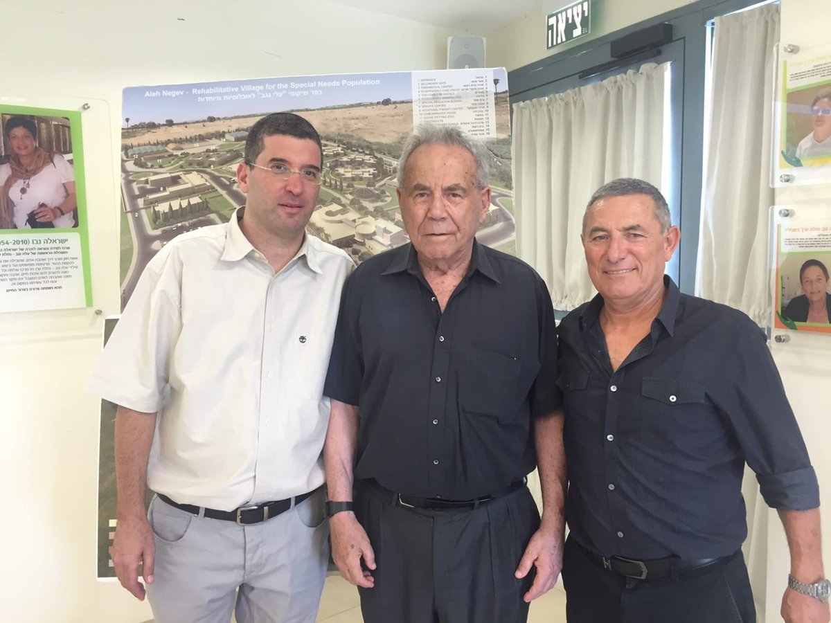 סטף ורטהיימר, מחלוצי התעשייה הישראלית וחתן פרס ישראל, הלך הבוקר לעולמו. תרומתו הרבה למדינה, הן  כלוחם פלמ"ח והן כמייסד מפעלי תעשייה פורצי דרך, תיזכר לעד. זכיתי ללוותו בביקור בלתי נשכח עם חברו המיתולוגי מהפלמח, "רעננה" -אליהו סלע, עת ביקרו בכפר השיקומי "עדי נגב נחלת ערן". 
יהי