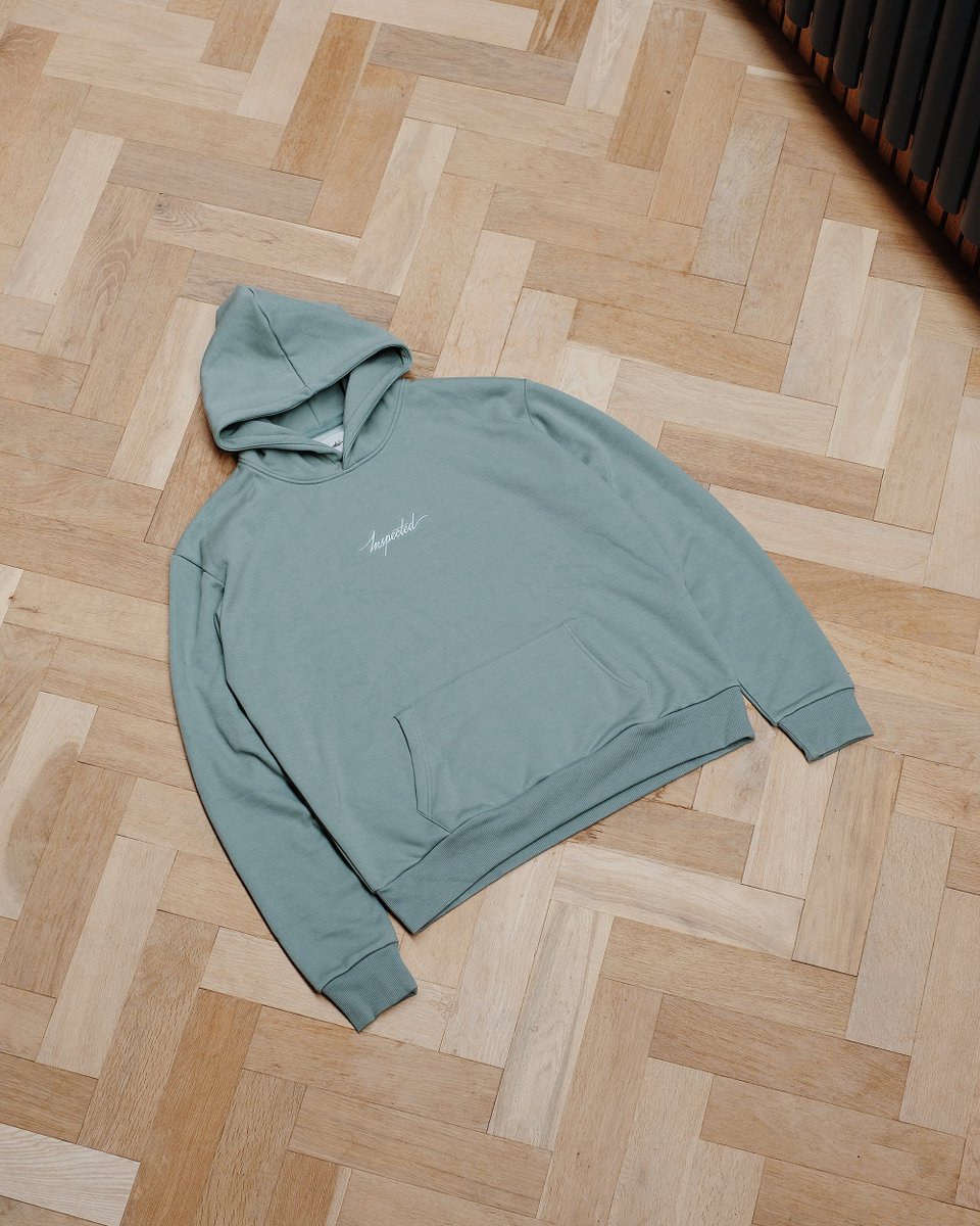 The Remastered Tracksuit in Teal.

The latest colour-way chosen by you 📊

Due to fabric shortages, this release is extremely limited.

Tomorrow — 3pm GMT (UK)
