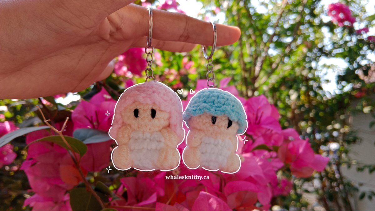 Halloow,buat kalian yg lagi cari bag charm / keychain gemas, pouch, mini bag, bottle holder,lippies holder,topi buat anabul, beanie hat,pokoknya yang gemas gemas deh.ayok mampir ke toko aku,bisa request jg looh.Linknya ada di bio aku🙆🏻‍♀️😻