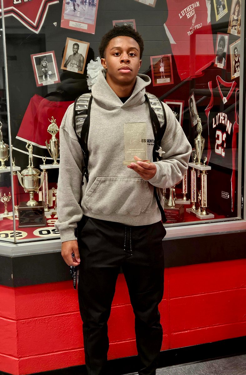 Congrats to our guy Jacob Butler on winning  MVP (indoor track &amp; field) at the Spring Awards ceremony for the 3rd consecutive season!! #WeAreLuhi