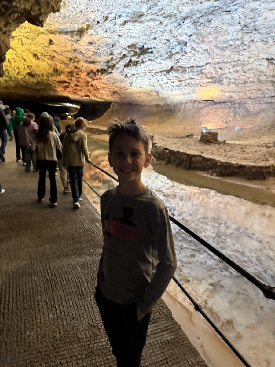 Kaitlyn Flora tweet media