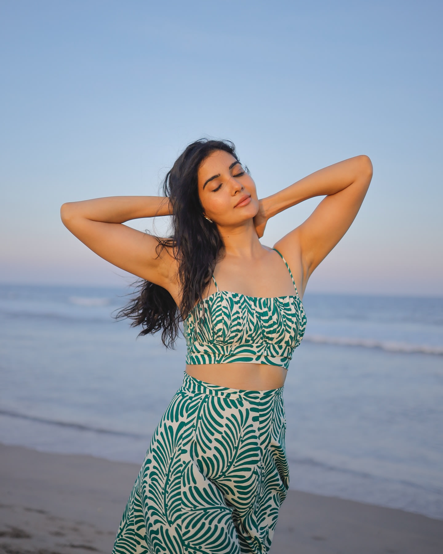 Gm_a8YobgAADgKG?format=jpg&name=large