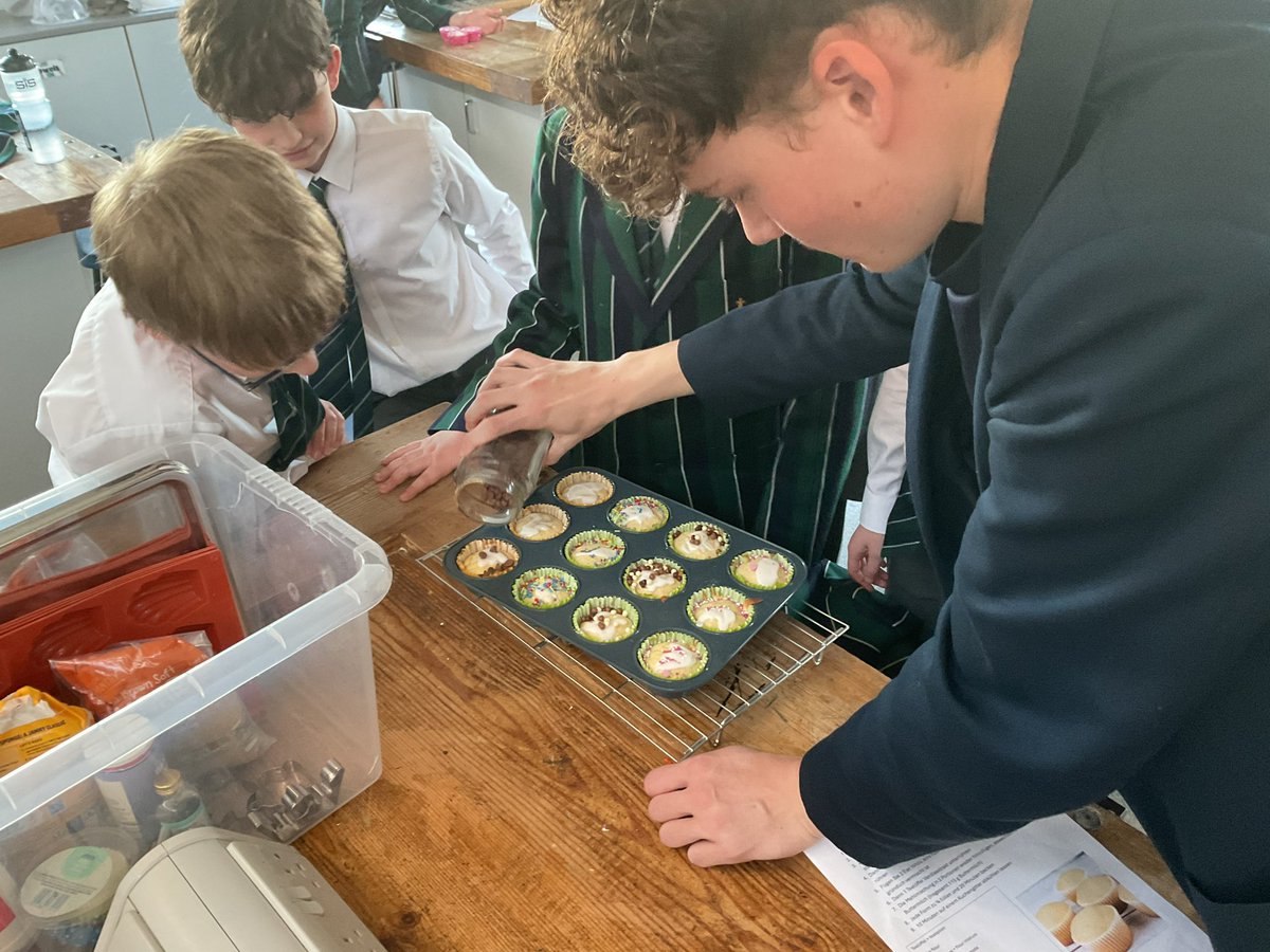 King's MFL (@kings_mfl) on Twitter photo Removes had a great afternoon with our Sixth Form prefects, following a German recipe to make Osterkuchen 🇩🇪🧁 <a href="/kingschester/">The King's School</a> Removes had a great afternoon with our Sixth Form prefects, following a German recipe to make Osterkuchen 🇩🇪🧁 <a href="/kingschester/">The King's School</a>