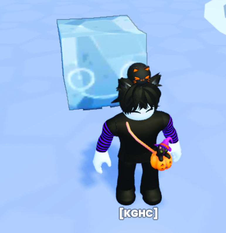 Yo yo yo yo huge happy:D :D rock giveaway time!
 To join
follow me and <a href="/katgamingHC/">Katgaming HC</a> 
Like
retweet 
comment your roblox username 
ends in 3 days good luck!