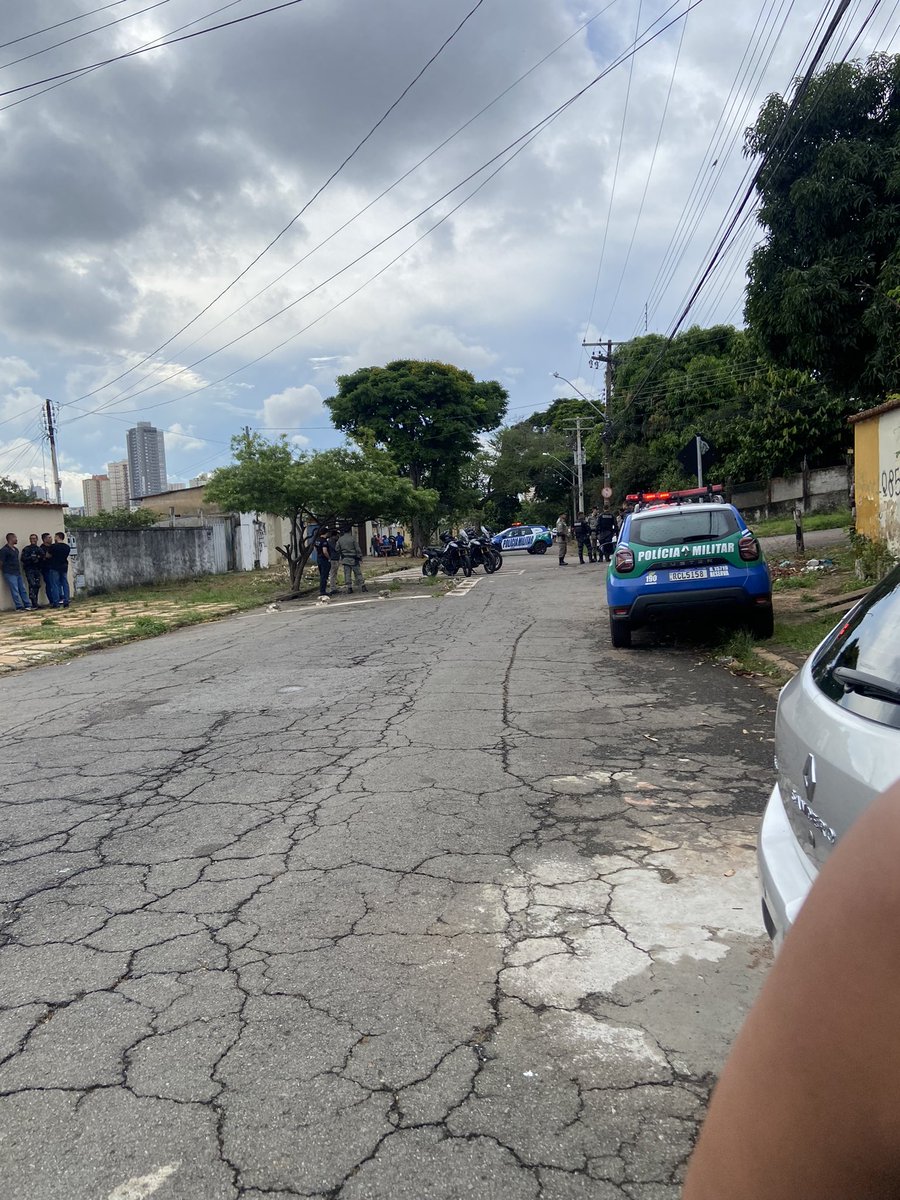oliveirx0's tweet photo. Tudo normal no setor universitário 👍🏾 https://t.co/VlwMVCmPRU