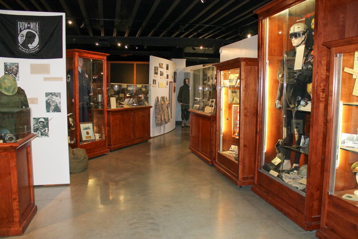 TrvlTasteTour's tweet photo. Greenville, TX = small-town charm with big experiences! ππ¨ From pop culture cons to war museums, murals to waterparks, there's fun for all ages. Visit where history, creativity & adventure collide.
#GreenvilleTX #TravelTexas #FamilyFun #LitCon #ExploreTexas https://t.co/4bCtqyD1fC
