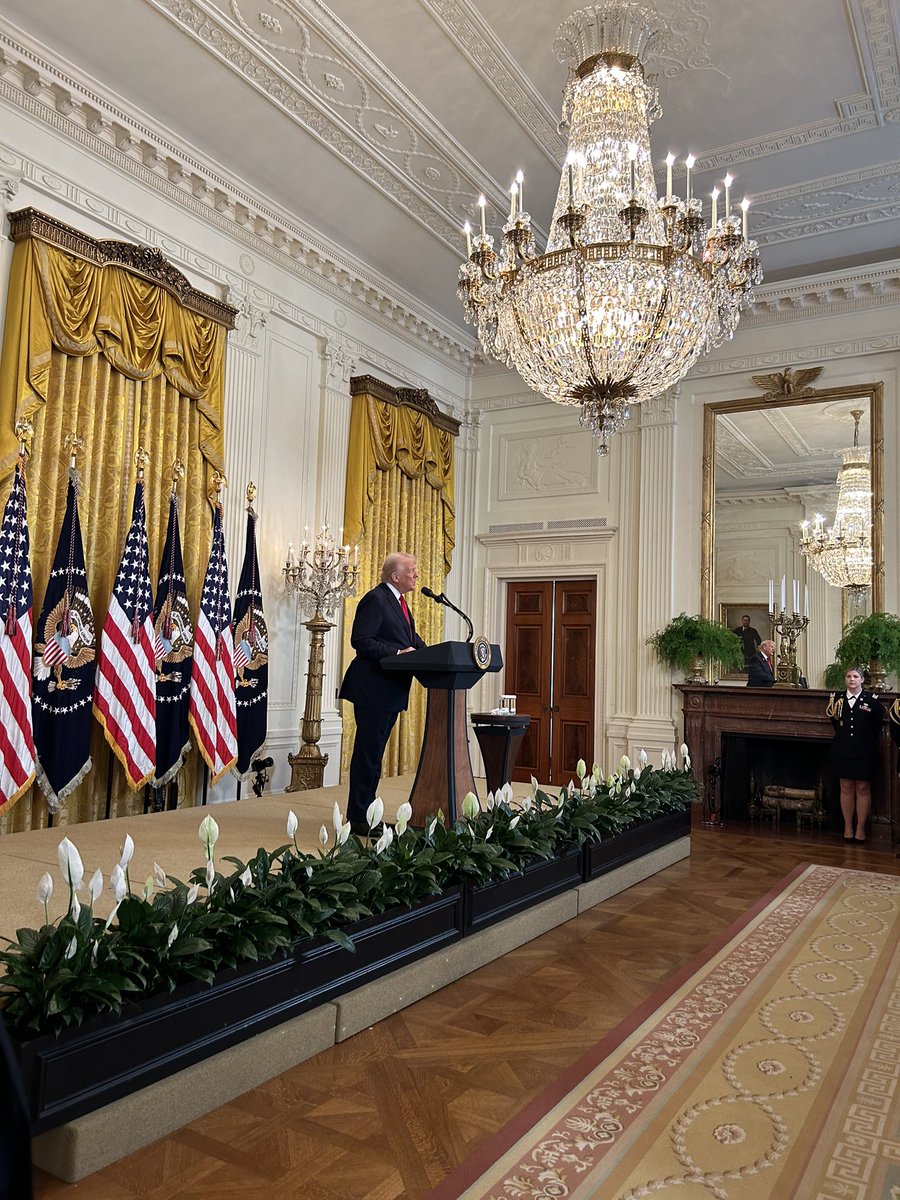 AllisonSchuste's tweet photo. President Trump has more female cabinet members than any other cabinet in history! 

Let’s go girls!! 💕💁🏼‍♀️

#WomensHistoryMonth https://t.co/FZok55HTIS