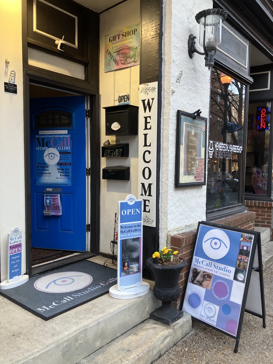 dmvisual's tweet image. Happy Spring!!!! #McCallBrandStudio #McCallOutreachGallery #DMVISUAL dmvisualStudio.com, wwwdmvisualGallery.com