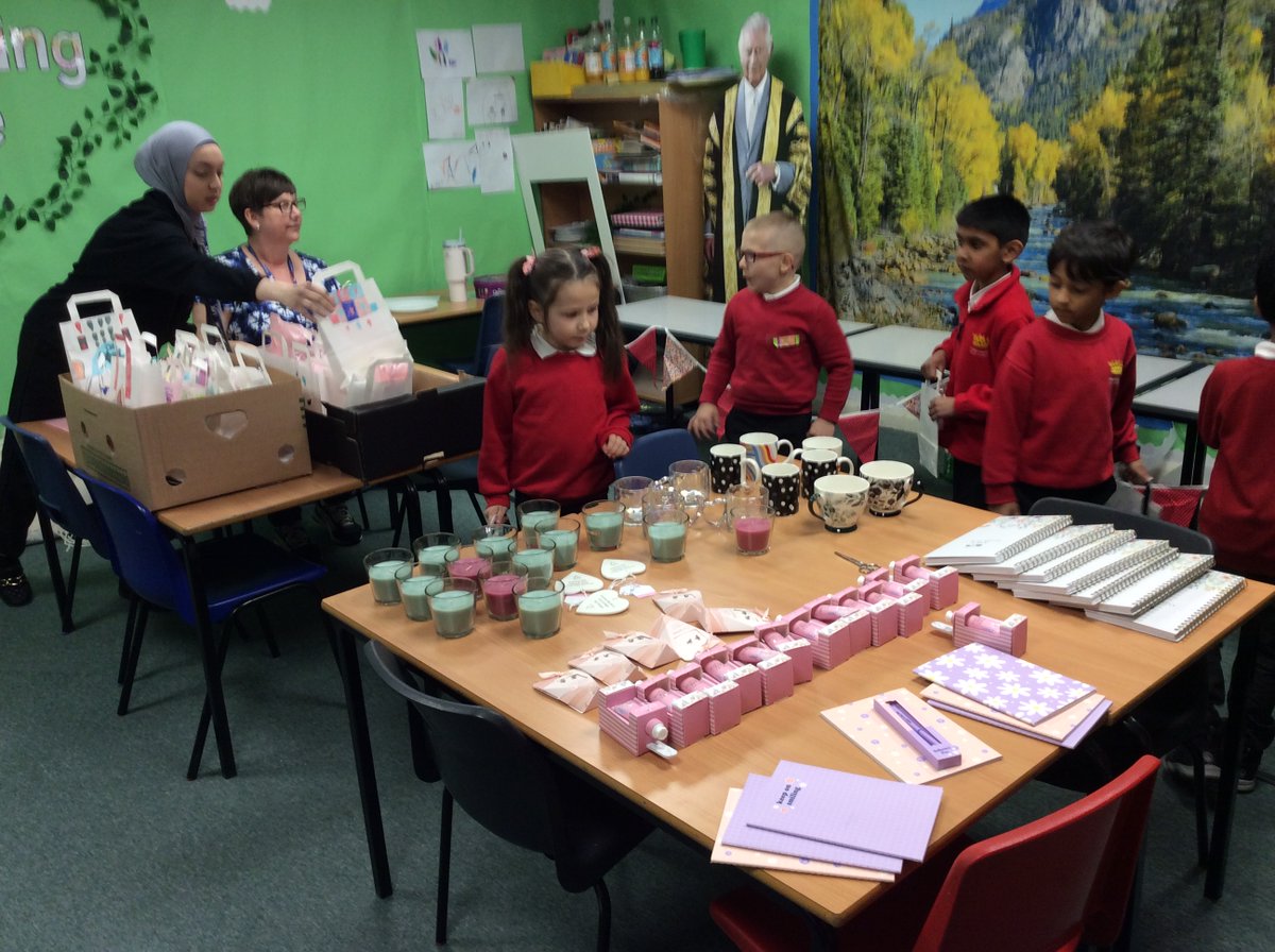 It has been a busy week at KIngsway! The grand opening of our first ever 'Mum's Mystery Market' was attended by a super-special member of the Royal family! Thank you to everyone who has participated and helped out to make this Jubilee fundraising event a 'right royal success!