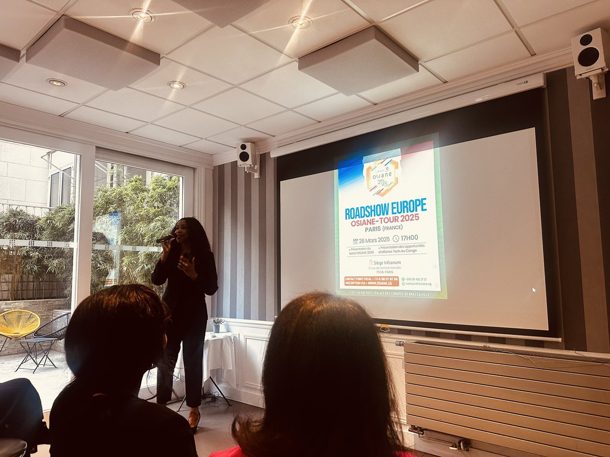 Zolabusiness's tweet photo. Paris peut être le point de départ de belles histoires qui s’écriront en #Afrique. #osiane c’est le salon tech incontournable pour ceux qui veulent bouger les lignes en Afrique centrale. #Brazza sera the place to be du 13 au 16 mai et nous y serons! https://t.co/4w0eoYJGhh