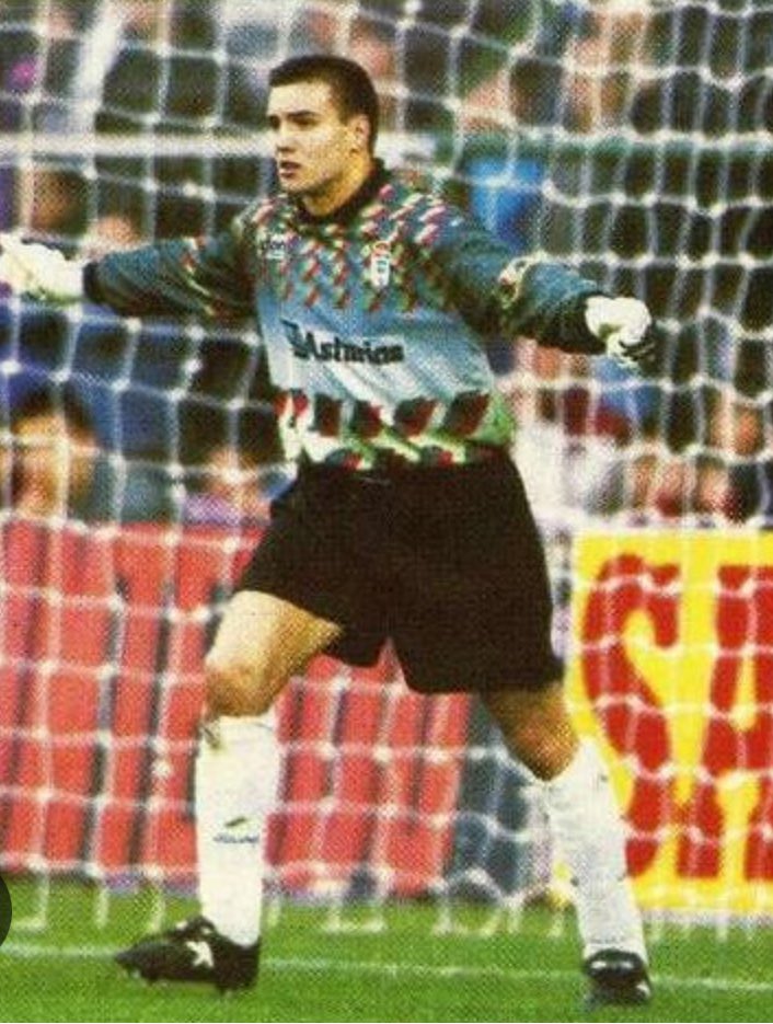 Juan Luis Mora (@jlmora25) on Twitter photo Muchísimas felicidades a nuestro <a href="/RealOviedo/">Real Oviedo</a> 🎂 Cuenta atrás para el Centenario de un Gran Club con esa AFICIÓN siempre presente en lo bueno y en lo menos bueno, q ojalá se viva y celebre donde todos queremos, en Primera División. Un placer formar parte de vuestra Historia 💙 Muchísimas felicidades a nuestro <a href="/RealOviedo/">Real Oviedo</a> 🎂 Cuenta atrás para el Centenario de un Gran Club con esa AFICIÓN siempre presente en lo bueno y en lo menos bueno, q ojalá se viva y celebre donde todos queremos, en Primera División. Un placer formar parte de vuestra Historia 💙