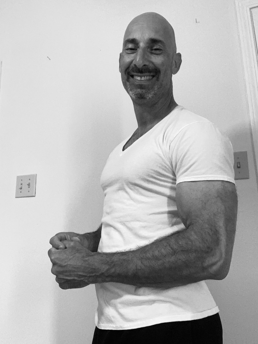 MattPeale's tweet image. 130 #pushups and 30 #pullups a day
#healthandfitness #workoutmotivation
#fitover40
50 years old on May 25
