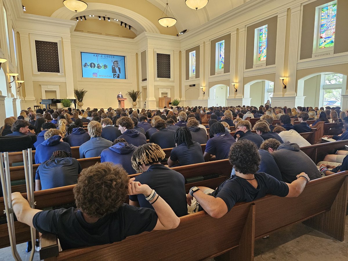 Digital_PCA's tweet image. What an incredible experience having @KatieLGreer speak to MS &amp;amp; US students at Plano &amp;amp; Prosper campuses-plus an insightful session for parents! Her expertise on digital safety &amp;amp; online responsibility was invaluable. Thank you, Katie, for empowering our community! #PCADigCit