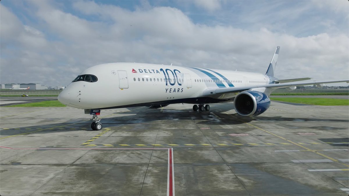 Delta tweet media
