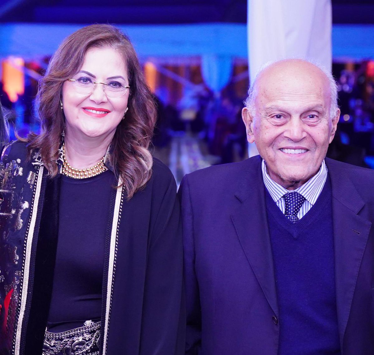 شهدت أمس في سحور مؤسسة مجدي يعقوب السنوي لجمع التبرعات تجسيدًا حيًا للرحمة والأمل العميق. كان كل مقعد في القاعة يمثل التزامًا راسخًا بإنقاذ الأرواح.

كعضوًا في مجلس الأمناء، راقبت بامتنان عميق كيف زين المزاد أكثر من مائة عمل فني وتصميم رائع. فتح الفنانون والمعارض وهواة الجمع