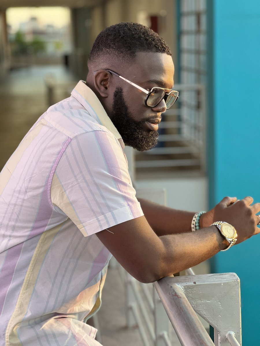 OfficialReezus's tweet photo. #Godisthegreatest https://t.co/HPxyfOTOde