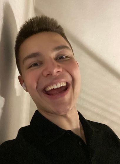 Monster-Handler Jenn explains in the new MSM Live why they've been uploading official full songs in the MSM YouTube channel:

"We want to leave MPG in the cold streets of Great Britain without a job"