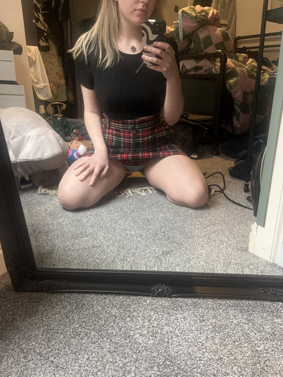 geniewish95's tweet photo. Need something to make my day a little more fun ;) #ContentCreation #skirts #alternative #knickers #panty #boobs #knockers https://t.co/GWr2Q5k36K