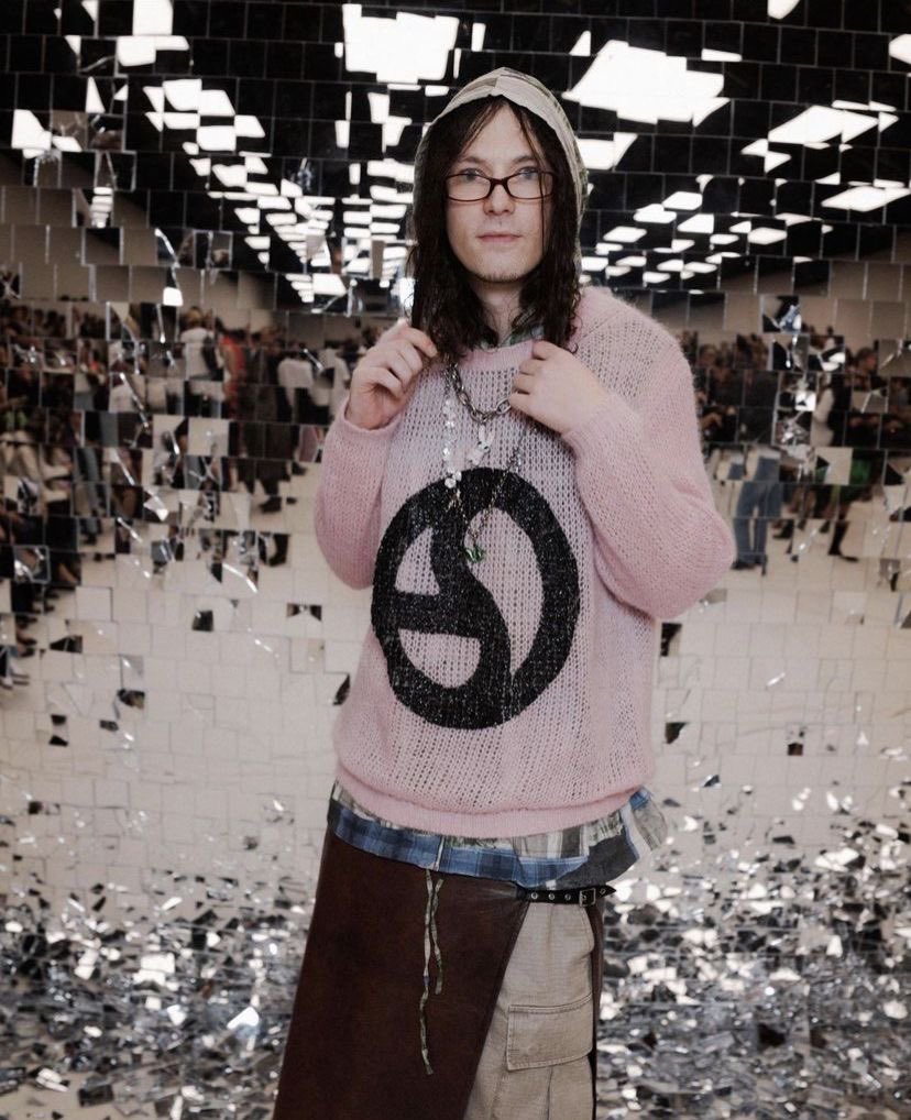 ִֶָ (@dailybladee) on Twitter photo 