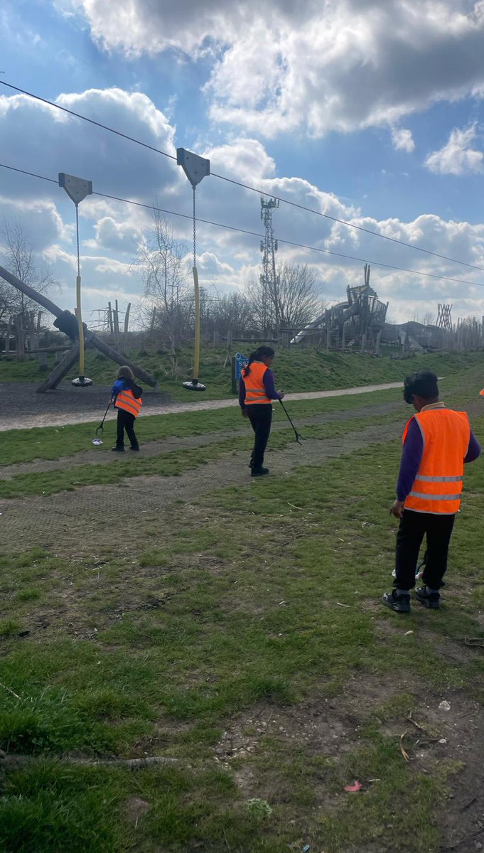 MrsConnellLHS (@mrsconnelllhs) on Twitter photo Today some of children went to the park opposite the school to pick up the rubbish...sadly, they found rather a lot <a href="/LHS_Watford/">Laurance Haines School</a> <a href="/WatfordMayor/">Peter Taylor</a> Today some of children went to the park opposite the school to pick up the rubbish...sadly, they found rather a lot <a href="/LHS_Watford/">Laurance Haines School</a> <a href="/WatfordMayor/">Peter Taylor</a>