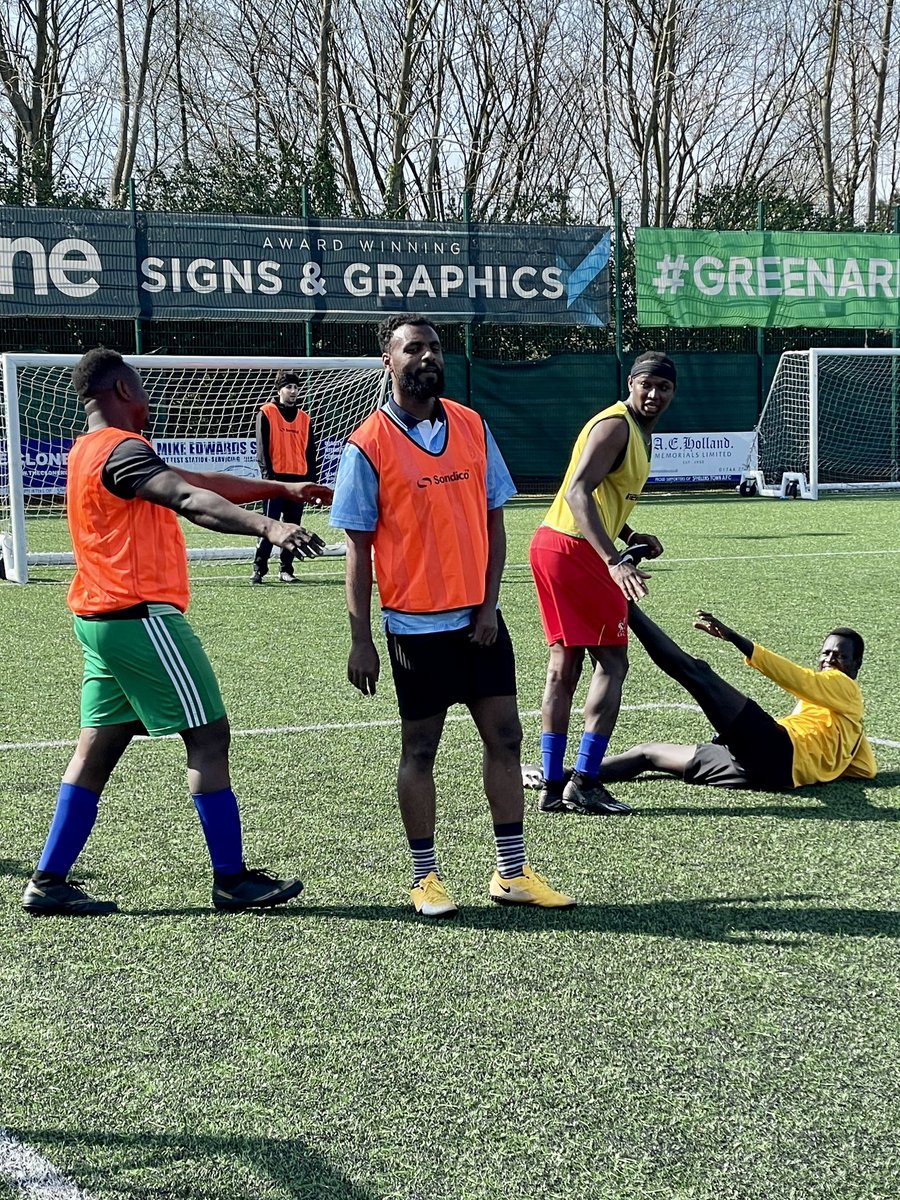 sthelenstownfc's tweet photo. Today’s @HopeUnited123 session at a sunny @RentalPsd stadium. Good times, good weather and good people #StHelensTogether 🟡🔵⚽️ https://t.co/goWrof1qwH