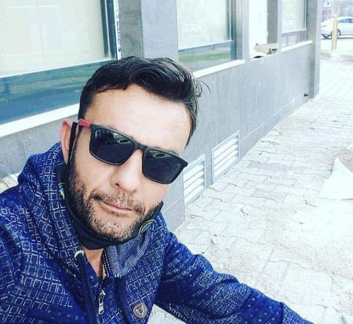 Seviselim dm atin yakin olan varsa hemen sexs yapalim