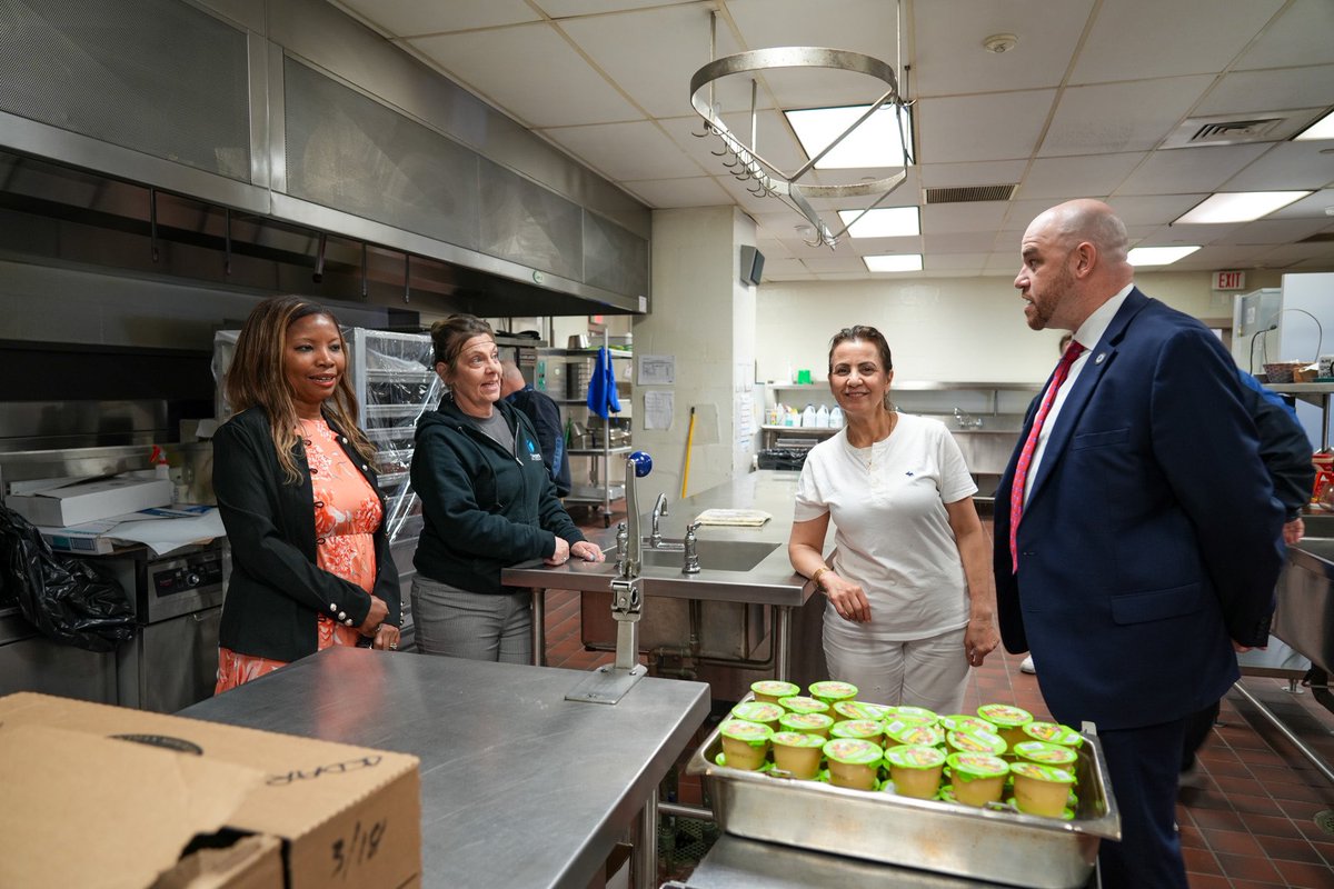 Today Superintendent Soler was joined by Director Michael Pelliccio and Assistant Director Alfonso Dilello of facilities to discuss upgrades to the Cesar E. Chavez school with Principal Magdaline Delany as we renew our commitment to provide the best possible outcomes for student
