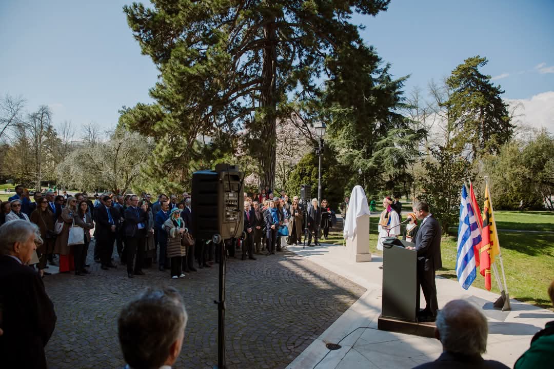 Στις 25 Μαρτίου 2025 έγιναν στη Γενεύη τα αποκαλυπτήρια της προτομής του Ιωάννη Καποδίστρια, με τις δέουσες τιμές από τις ελβετικές και ελληνικές αρχές.
Μια ιστορική μέρα για τον Ελληνισμό και τον Ελβετικό Φιλελληνισμό.
#Καποδίστριας #Ελληνισμός