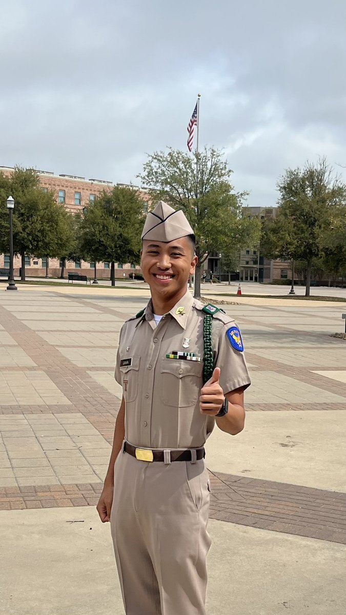 Congratulations to former Knight Swimmer Gio Gianan who recently contracted with Space Force to comission as an officer. <a href="/Coach_Lehnhoff/">Coach Scott Lehnhoff</a> <a href="/LinthicumJustin/">Justin Linthicum</a>