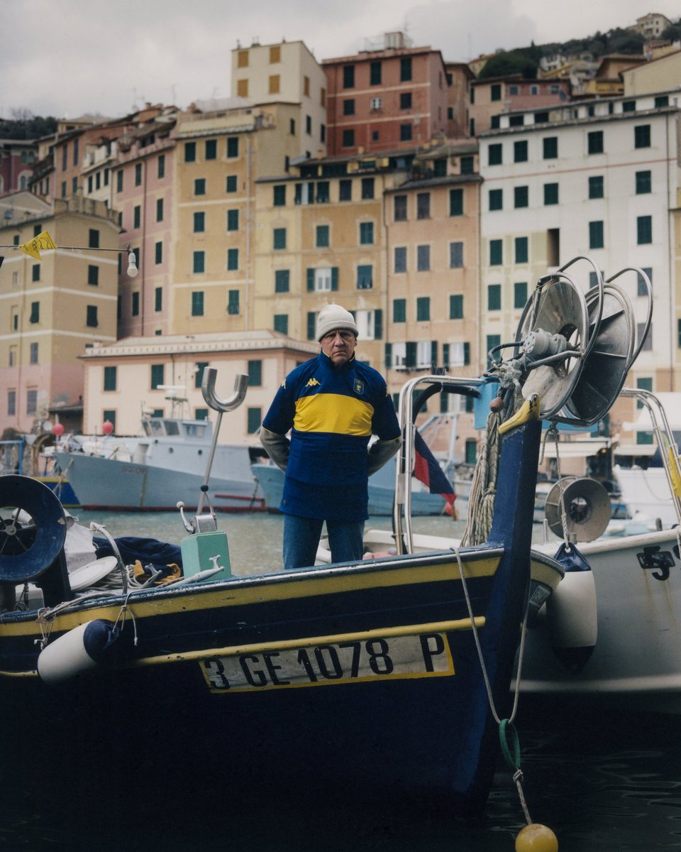 🔴🔵🚢 🌊🟡🔵