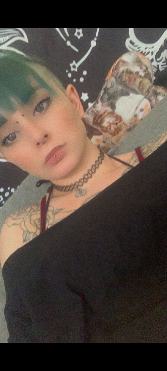 ES WIRD NUR NOCH VORHER BEZAHLT UND DANN DER CONTENT GEGEBEN!

You just pay in advance and then you get the content! 

i am pissed as fuck.