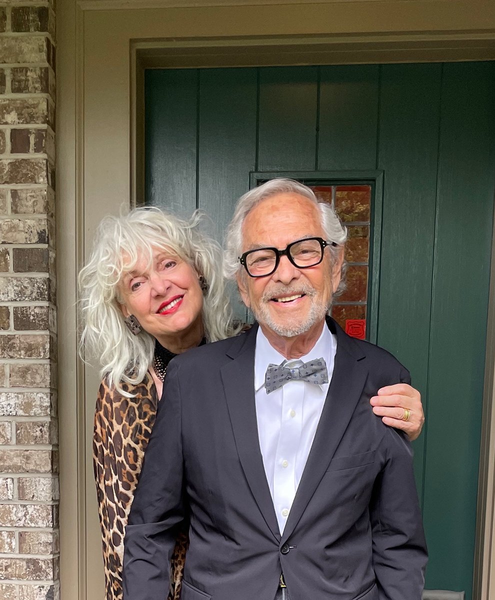 We are thrilled to announce that longtime patrons Kendra and Allan Daniel have pledged $1 Million to the Museum. 

Learn more: folkartmuseum.org/news/kendra-an…
